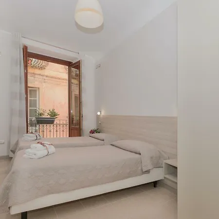 公寓 Casa Vico 2 陶尔米纳